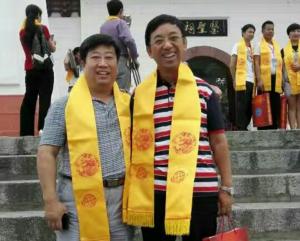 在南陽(yáng)張仲景學(xué)術(shù)交流會(huì)和李鄉(xiāng)狀導(dǎo)演，國(guó)際經(jīng)筋聯(lián)合會(huì)執(zhí)行主席任加峰先生和各位專(zhuān)家